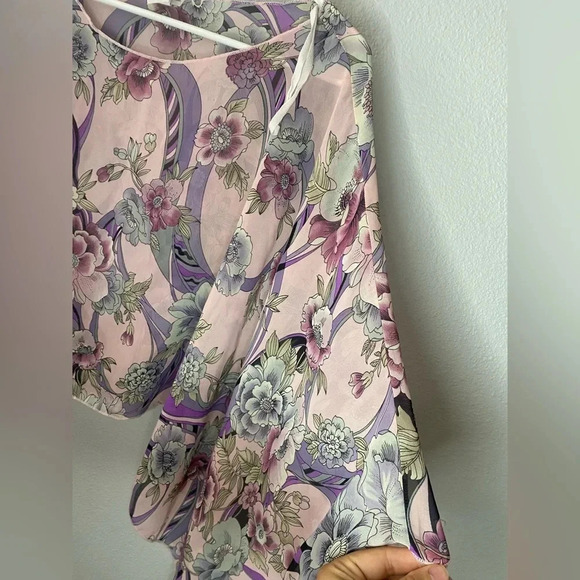 Charlotte Russe blouse - Picture 4 of 8